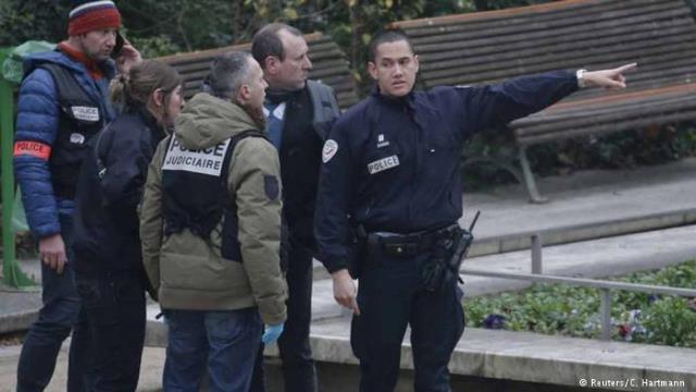 مقتل شرطية فرنسية في هجوم جديد جنوب باريس استهدف بوليس  بلدية المدينة