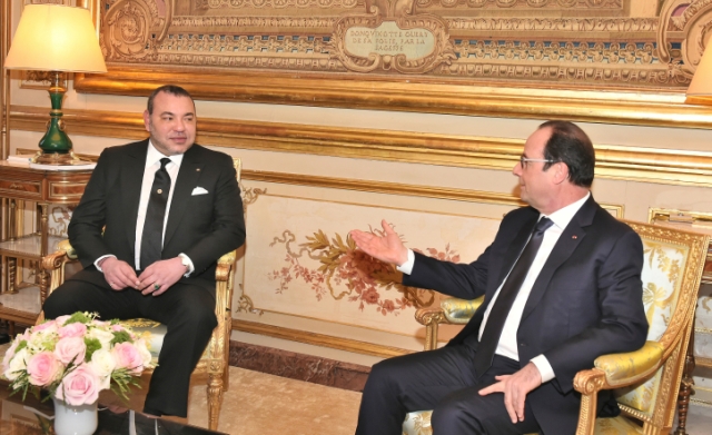 العاهل المغربي والرئيس الفرنسي يؤكدان عزمهما على مكافحة الإرهاب سويا