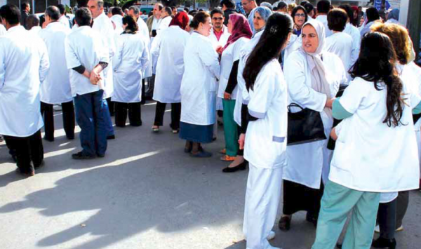 الجزائر..إلياس مرابط يكشف عن خروقات في مسابقات ترقية الممارسين الطبيين