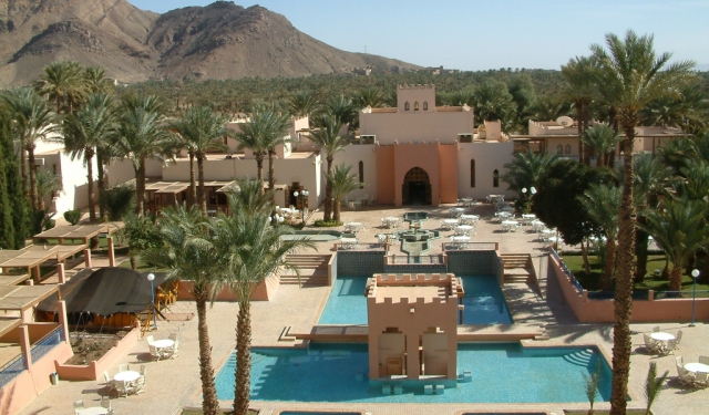 رمال زاكورة ومشاهدها الطبيعية تستقطب الأجانب المقيمين في المغرب