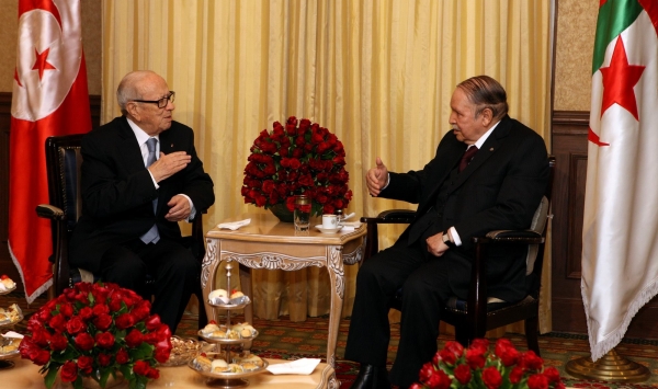 الجزائر تمنح تونس قرضا بقيمة 100 مليون دولار