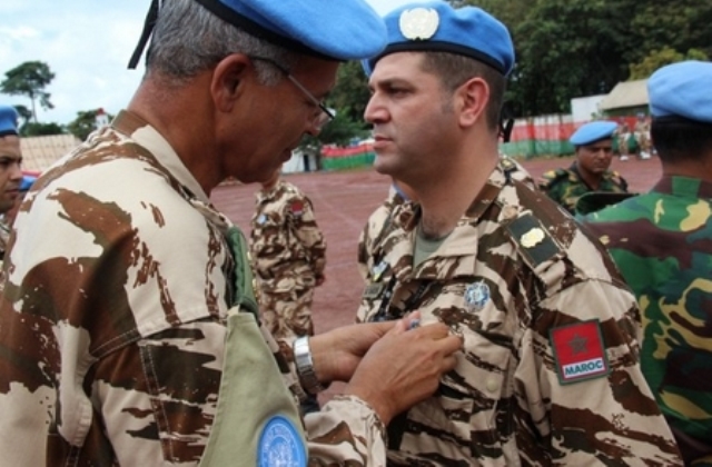 توشيح عناصر من القبعات الزرق المغاربة بميدالية الأمم المتحدة لحفظ السلام