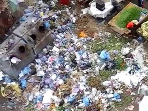 فضيحة: النفايات بحي بوركون في شهر رمضان