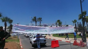 احتجاج سيارات الاجرة مطار محمد الخامس مشاهد24