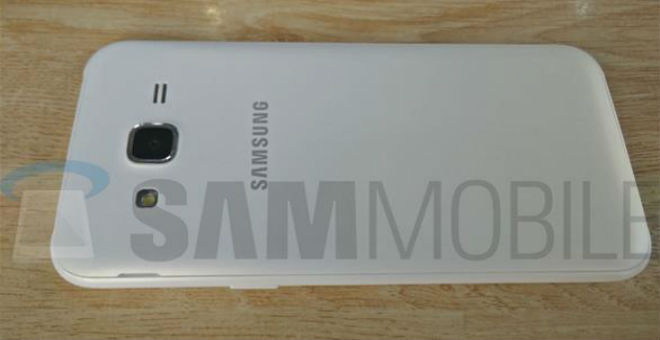 تسريب صور للهاتف المرتقب Samsung Galaxy J5