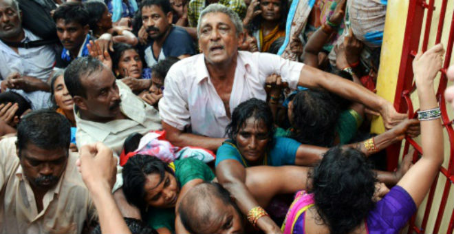 مقتل 27 شخصا في مهرجان هندي بسبب التدافع