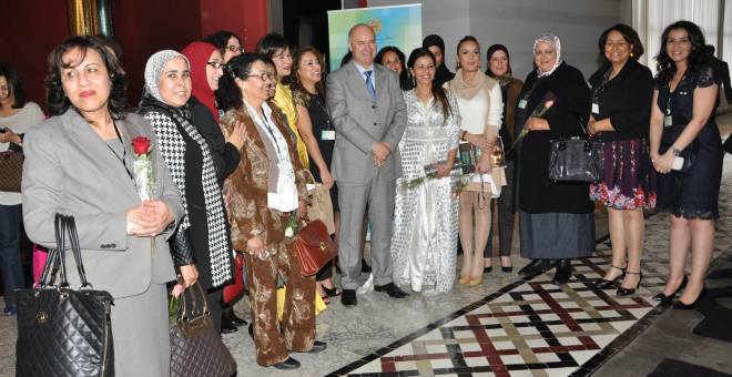 اليوم الوطني للجالية يحتفي بدور المرأة المغربية المهاجرة
