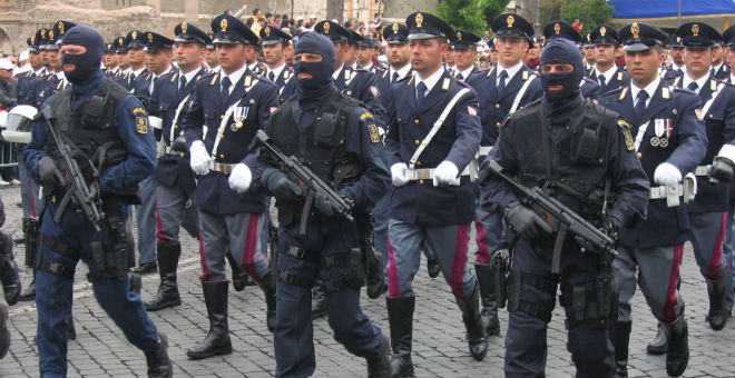 الشرطة الإيطالية تعتقل تونسياً وباكستانياً خططا لأعمال إرهابية