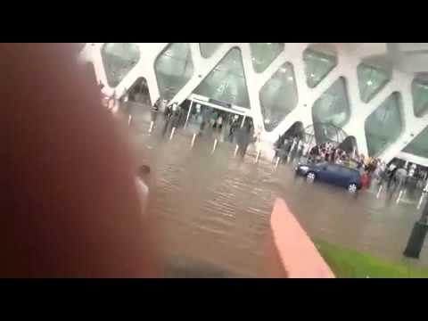 غرق مطار مراكش بالأمطار