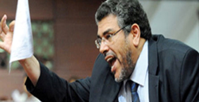 وزير العدل المغربي يتابع موقعا اليكترونيا بسبب نشره لصورته مع ابنته