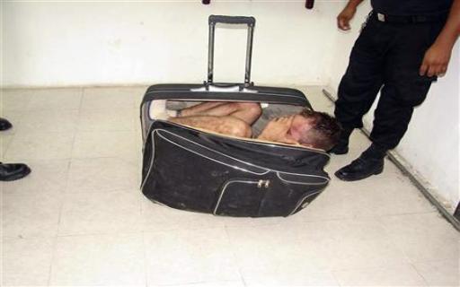 وفاة مغربي اختبأ في حقيبة سفر بإسبانيا!