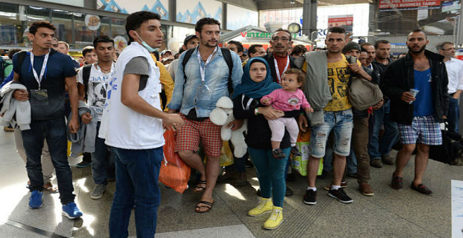 قمة أوروبية تركية لمنع تسلل اللاجئين
