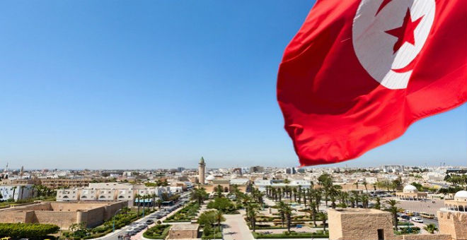 خبير اقتصادي: غياب الرؤية الاقتصادية يهدد استقرار تونس سياسيا