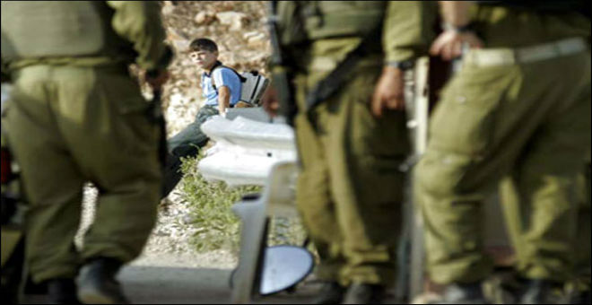 آخر هلوسات الاحتلال اعتقال طفل فلسطيني بحوزته مسطرة