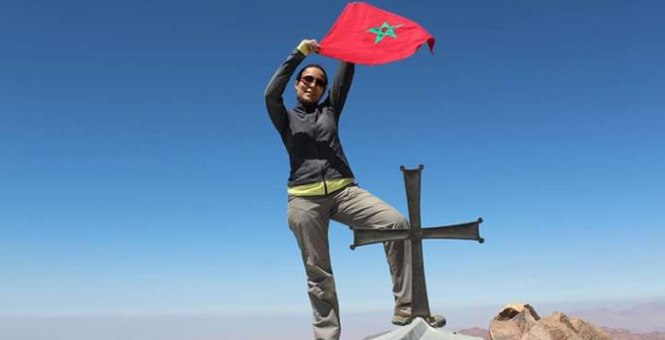 المغربية مريم بورجة اختارت تسلق الجبال لنبذ العنف ونشر السلام ومحاربة السرطان