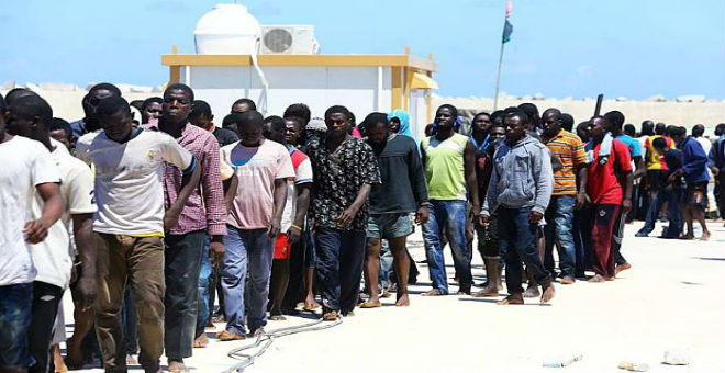 أوساط حقوقية تحذر من تردي أوضاع المهاجرين السريين في ليبيا