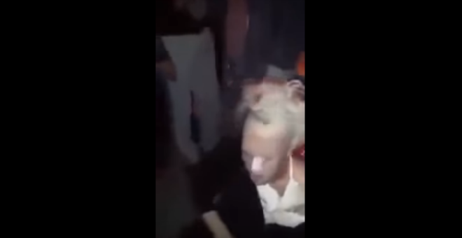 بالفيديو..الاعتداء على شخص مثلي في الجزائر
