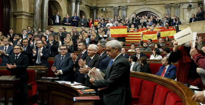برلمان كتالونيا يعلن بدء الاستقلال عن اسبانيا