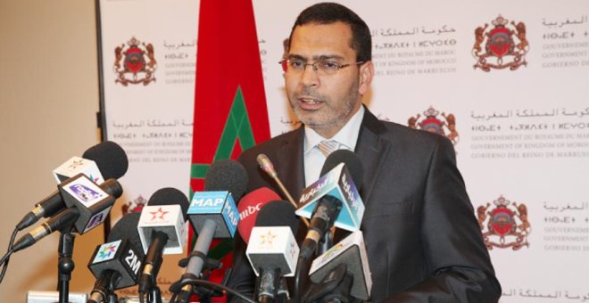 المغرب الفاسي يعارض تعاقد الرجاء مع الطاوسي