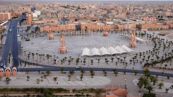 الملك محمد السادس يطلق مشاريع ضخمة بالأقاليم الجنوبية