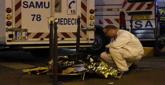 مقتل مواطنين جزائريين في هجمات باريس الدموية