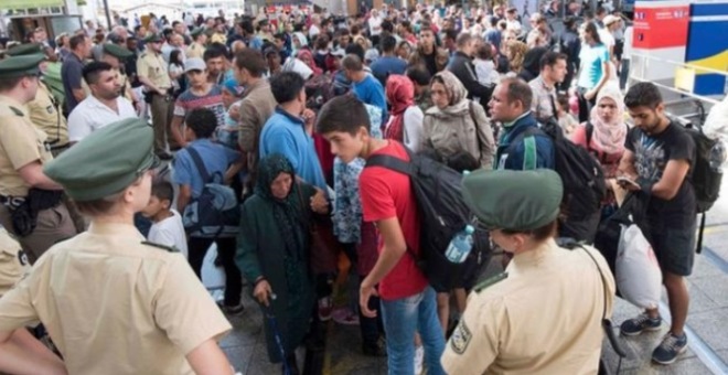 بعد رفض طلبات لجوئهم..ألمانيا  تعتزم إبعاد لاجئين جزائريين  ومغاربة