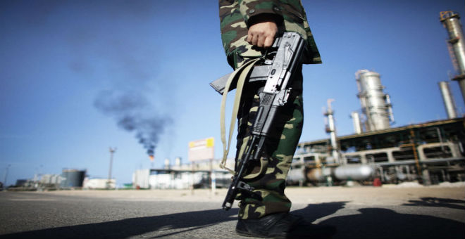 اتهامات لحرس المنشآن النفطية بكونها عقبة أمام استغلال النفط الليبي