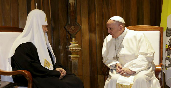 لقاء تاريخي بين البابا فرانسيس والبطريرك كيريل