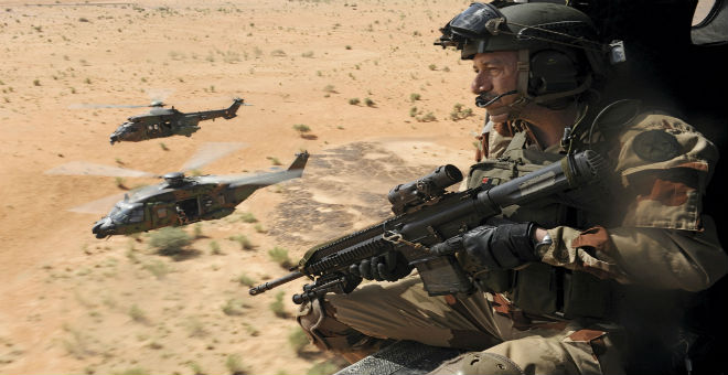 فرنسا تقوم بعمليات عسكرية سرية في ليبيا ضد 