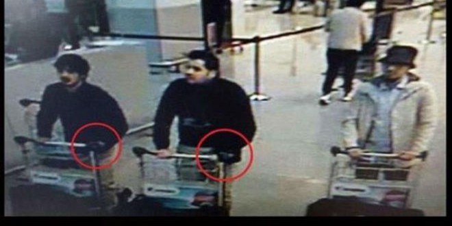 هوية منفذي هجوم مطار بروكسل