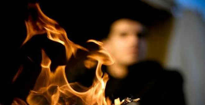 طالب باكستاني تأخر عن الإمتحان فقرر إنهاء حياته حرقا