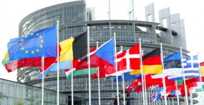 البرلمان الأوروبي يضع خطة لانعاش اقتصاد القارة العجوز