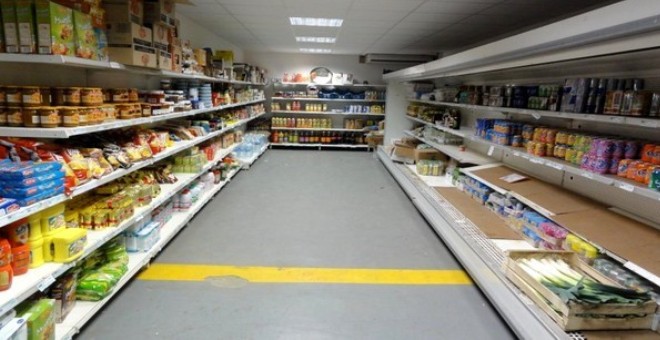 تفعيل  قانون  السلامة الصحية  للمنتجات الغذائية في المتاجر الكبرى