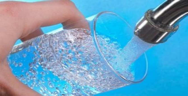 حديث الصحف: حصة المغربي من الماء تتراجع ب60 في المائة