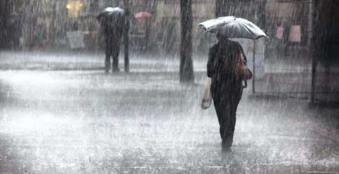 مديرية الأرصاد: أمطار عاصفية قوية يومي الأربعاء والخميس بهذه المناطق