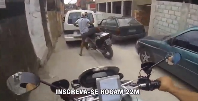 شاهد كيف تقوم فرقة الصقور بإلقاء القبض على المجرمين في البرازيل