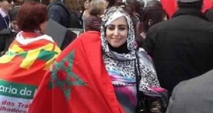 الناشطة الصحراوية عائشة رحال