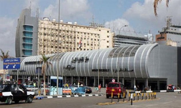 هبوط اضطراري لطائرة مغربية بمطار القاهرة بعد وفاة راكب مغربي