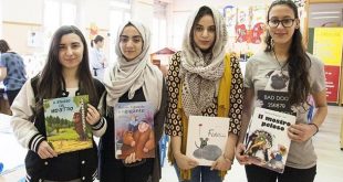 مغربيات يشجعن على القراءة في إيطاليا