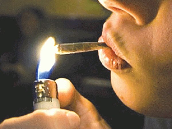 صادم: 15٪ من التلاميذ يدخنون السجائر و13٪ يتعاطون المخدرات