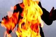 بالصور.. سيدة تهدد بحرق نفسها ببنسليمان بسبب السكن