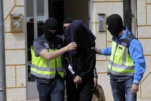 اعتقال مغربي ببرشلونة بتهمة التحريض على قتل الإسبان