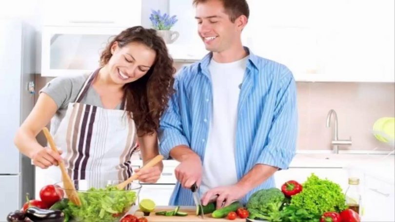 إليك قائمة بالأطعمة التي ترفع معدلات “الخصوبة” عند الرجل والمرأة