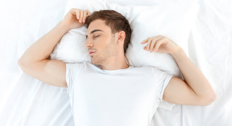 دراسة جديدة: الذين ينامون لفترة قصيرة يكونون عادة أكثر نشاطا وتفاؤلا!