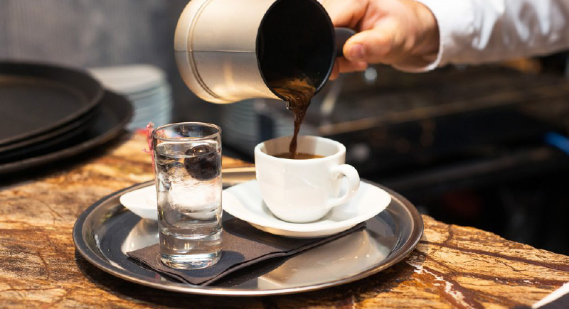 أوروش مهرجان مغني  شرب القهوة قبل الفطور يعرضك لـ”خطر كبير” | مشاهد 24