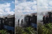 الدار البيضاء..اندلاع حريق بحافلة للنقل العمومي بشارع 2 مارس