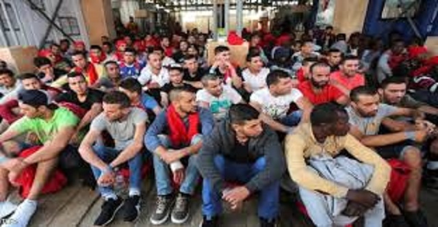 السلطات الليبية: إجراءات عودة المغاربة ستستكمل قريبا