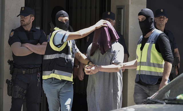تنسيق مغربي إسباني لمكافحة الهجرة غير الشرعية والإرهاب