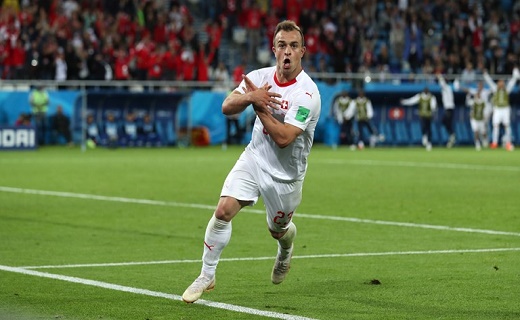 شاكيري يمنح سويسرا هدفا غاليا أمام صربيا