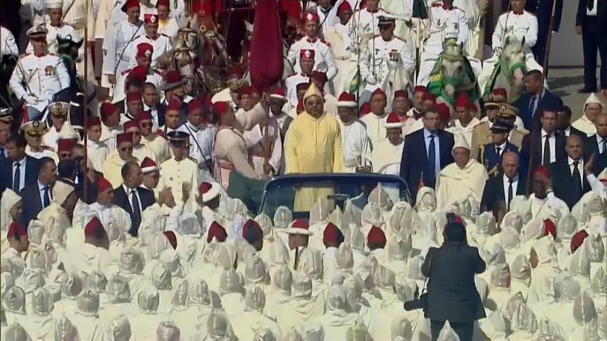 الملك محمد السادس يترأس حفل الولاء بالقصر الملكي بتطوان